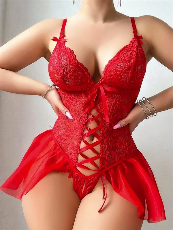 Kırmızı Dantel Detaylı Önü Dekolteli Babydoll