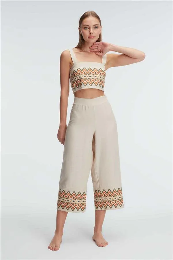 Askılı Oyuk U Yaka Geometrik Yazlık Uzun Nakış Detaylı Pijama Takımı
